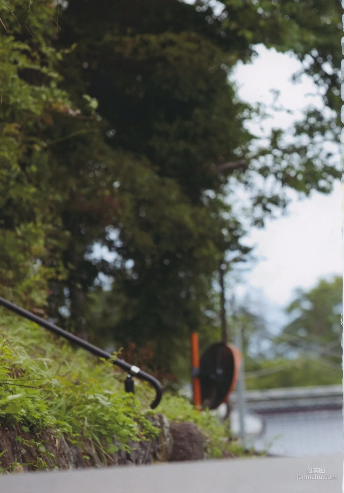 葉山めい/叶山芽衣 「May I …」1st.写真集36