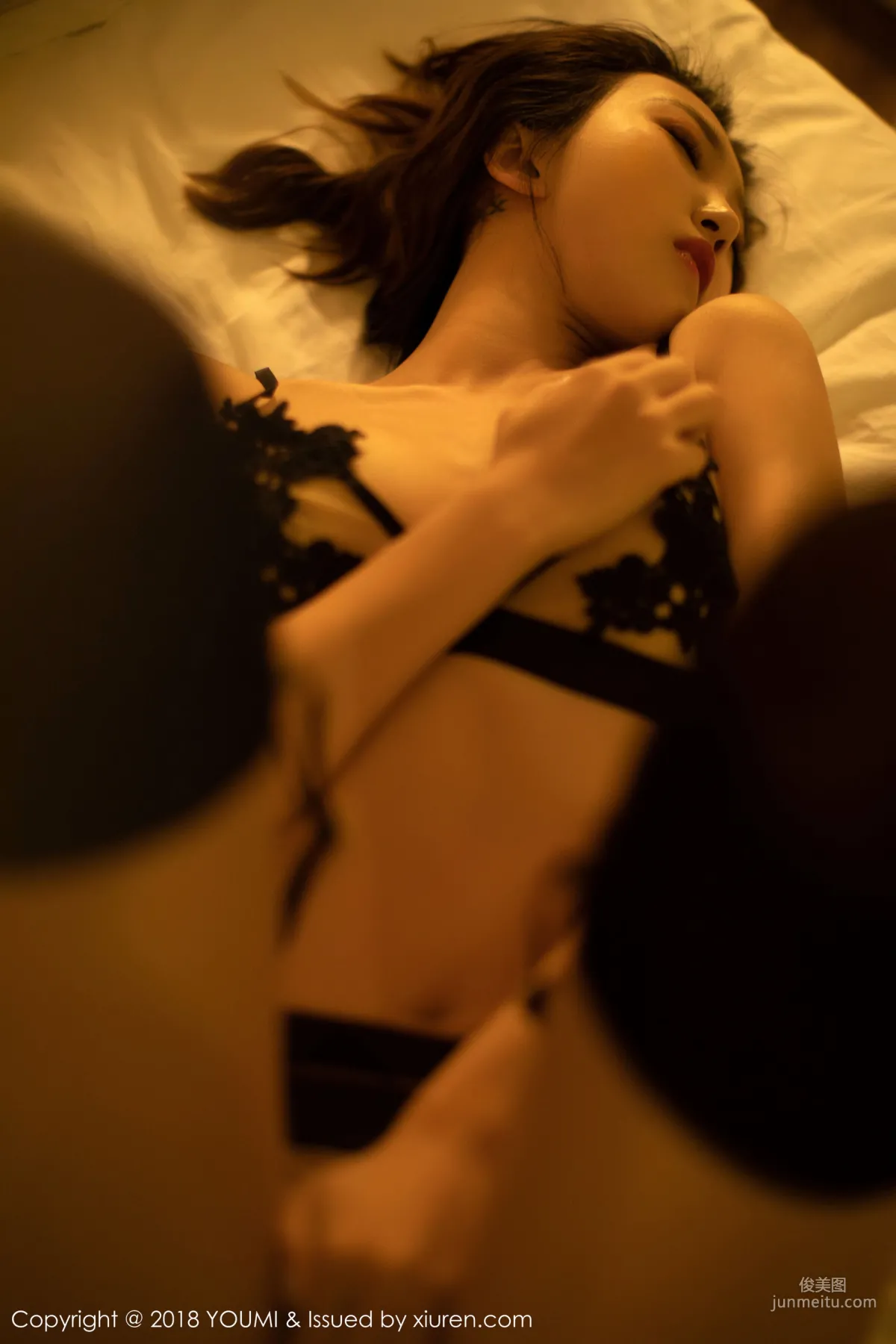 Fengmumu LRIS, Enchanting and Utterly Bewitching, [YouMi] Vol.241 Photo Set photo 5