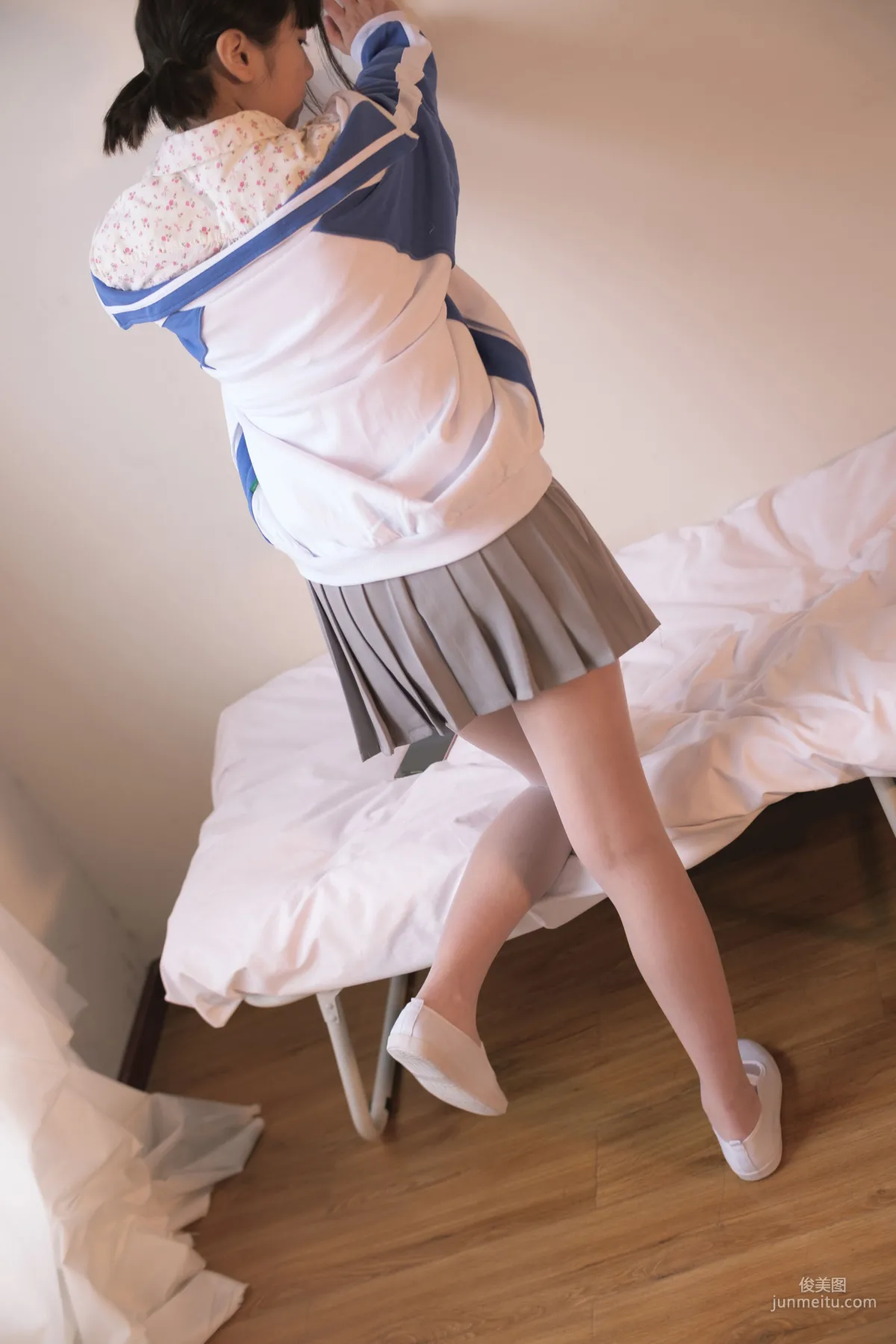 《青涩肉丝》 [森萝财团] X-007 写真集4
