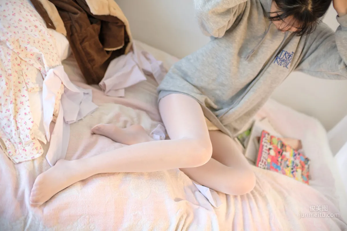 《少女的肉丝诱惑》 [森萝财团] X-003 写真集3