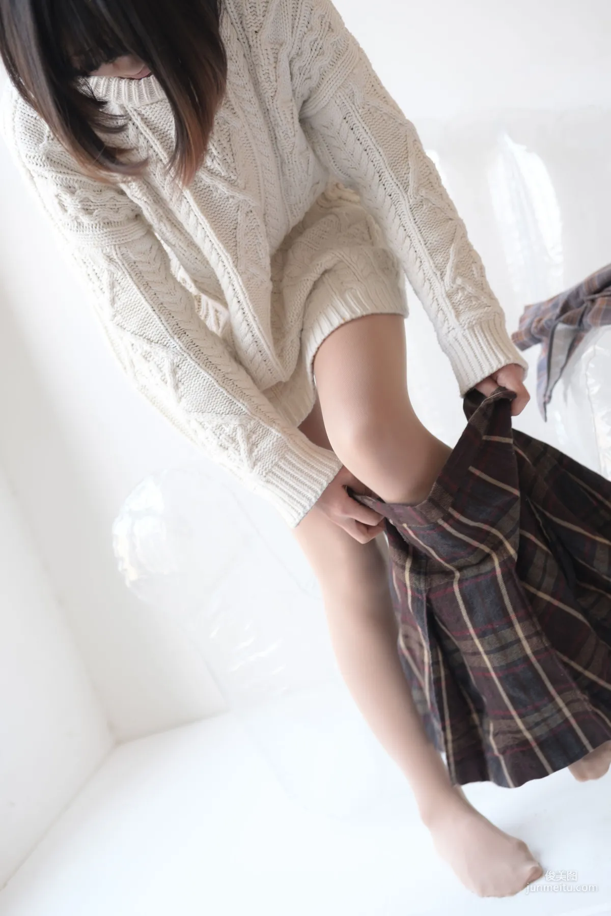 《肉丝妹妹的白船袜》 [森萝财团] X-013 写真集11