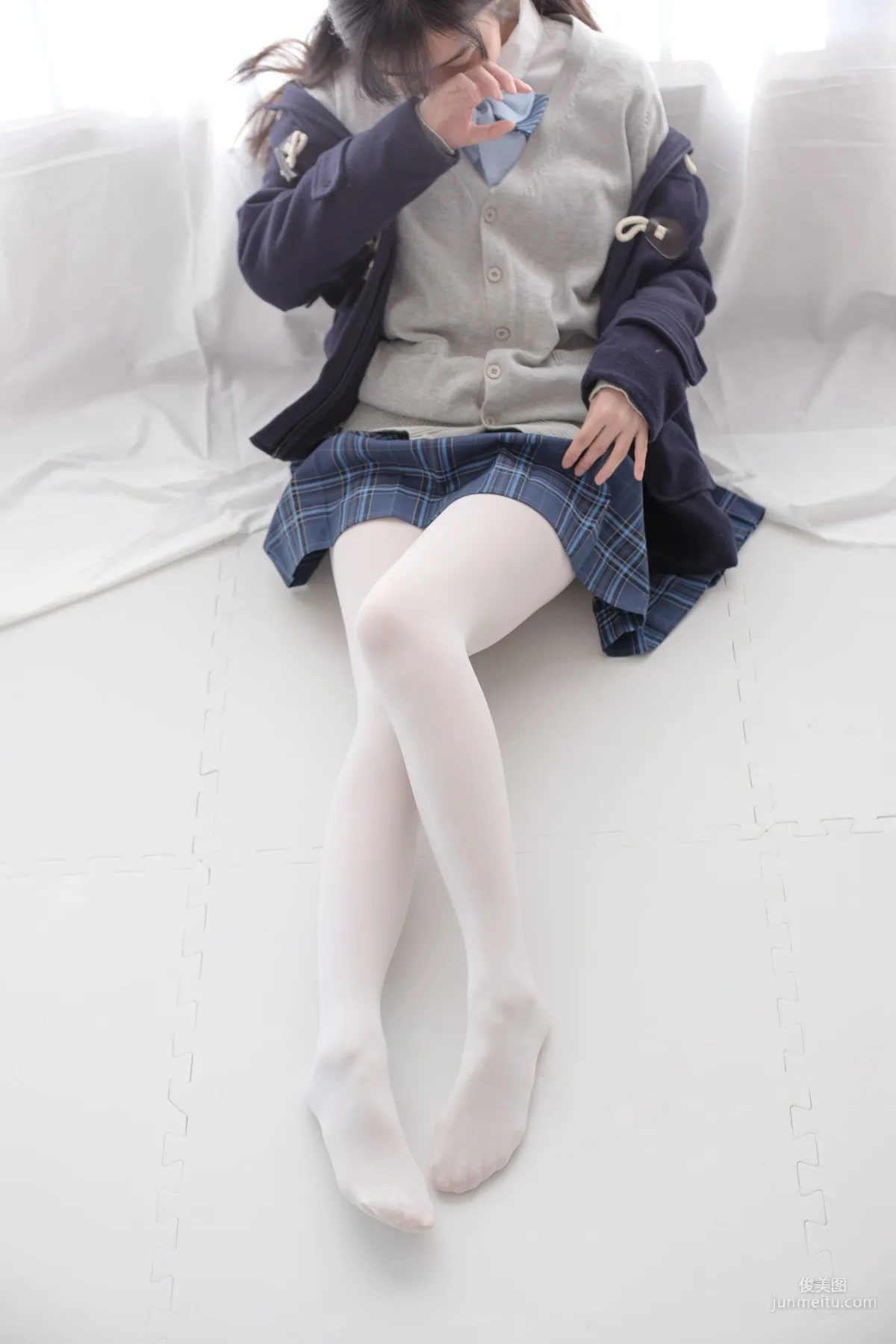 《心中的白丝》 [森萝财团] R15-047 写真集4