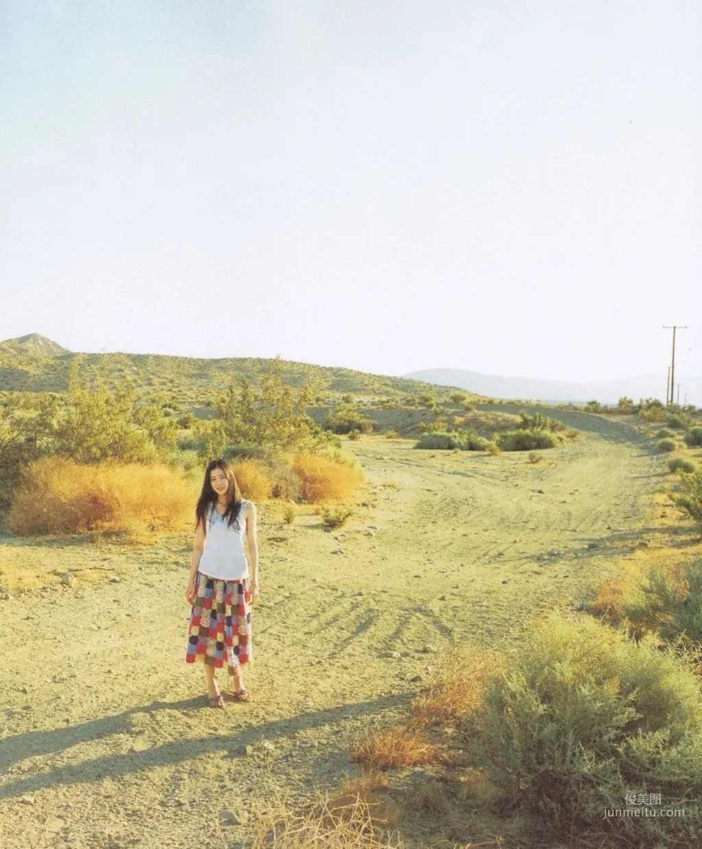 Yu Aoi 'Travel__Sand' Photo Set photo 51