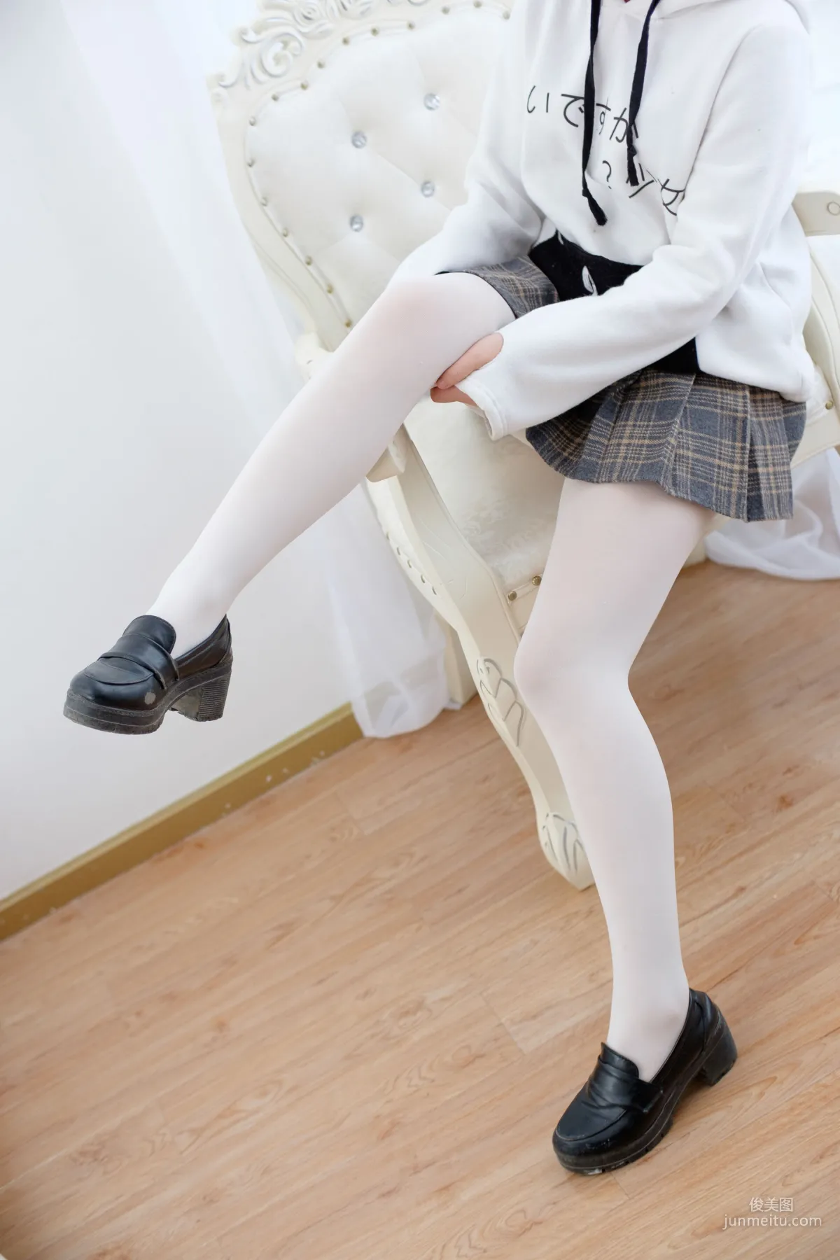 《黑白少女》 [森蘿财團] R15-050 寫真集 4