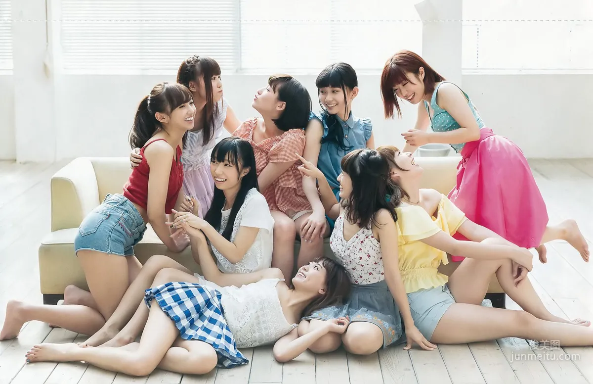 Japanese Group Aqours, [Weekly Young Jump] 2017 No.44, Photo Magazine photo 16