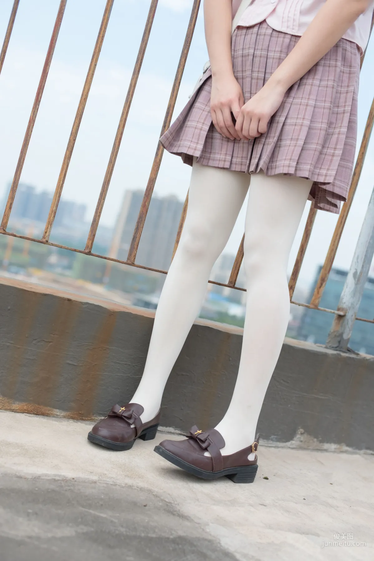 《高中生的户外白丝》 [森萝财团] BETA-001 写真集1