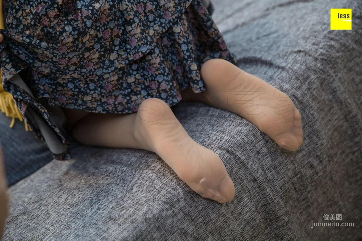 模特九妹 《刚起床的九妹》 [异思趣向IESS] 写真集87