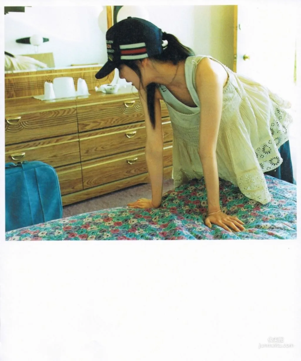 Yu Aoi 'Travel__Sand' Photo Set photo 108