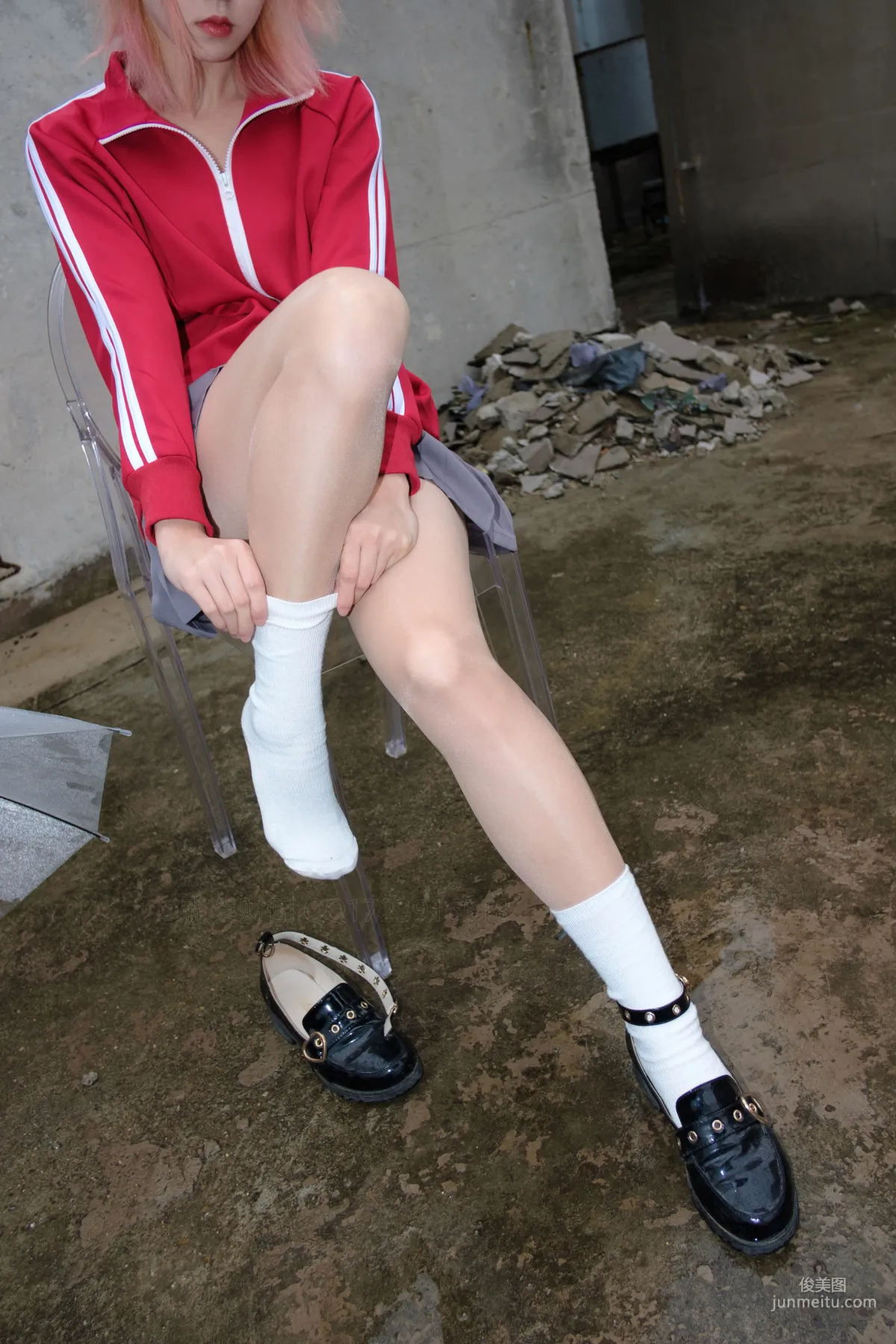 《紅衣少女浴缸玩肉絲》 [森蘿财團] X-044 寫真集 21
