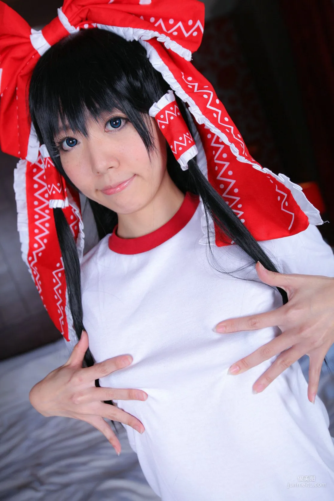 Ayane(あやね) 《東方Project》博麗霊夢 [Wolf Fang!!] 写真集74