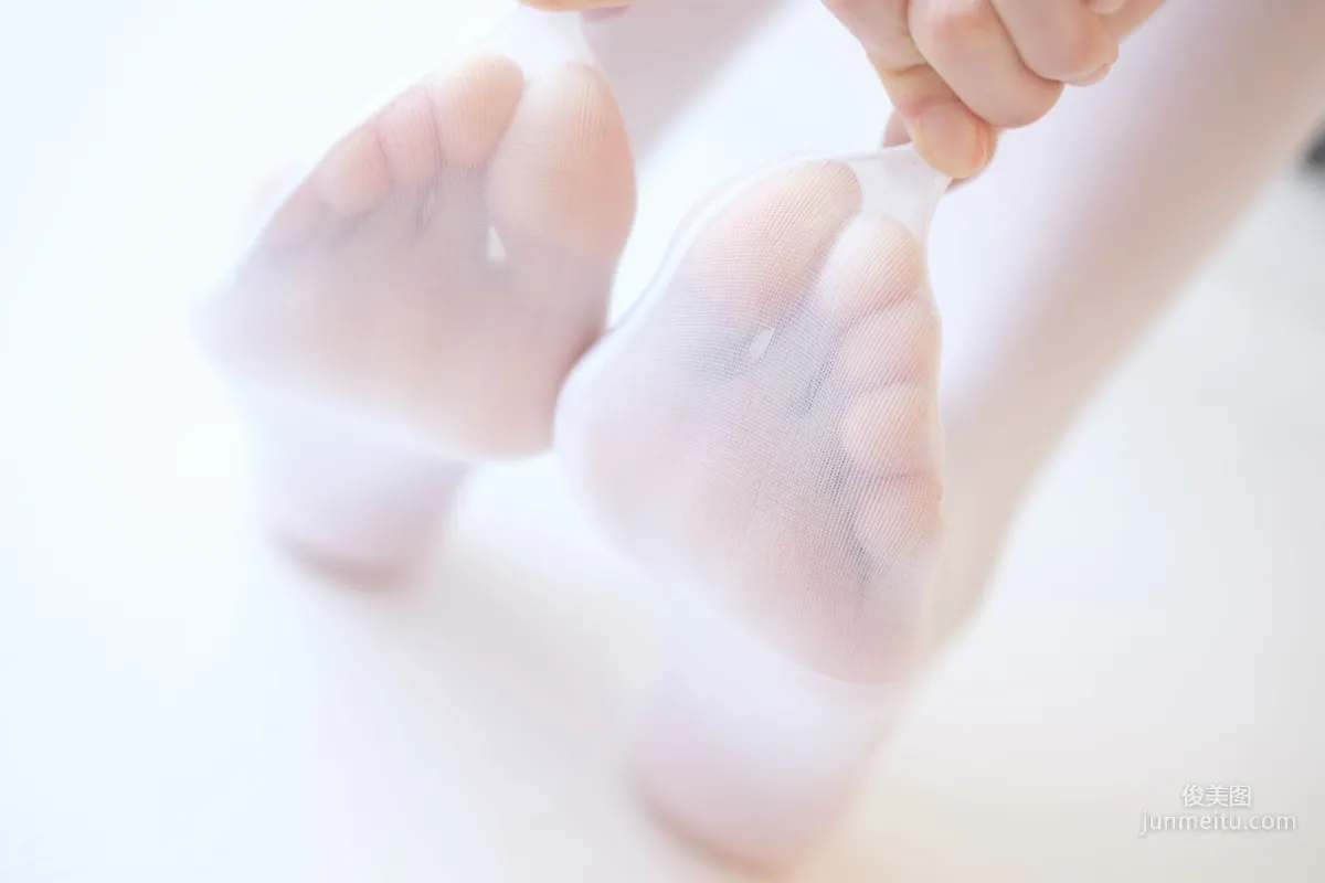 《白丝纯情》 [森萝财团] X-016 写真集15