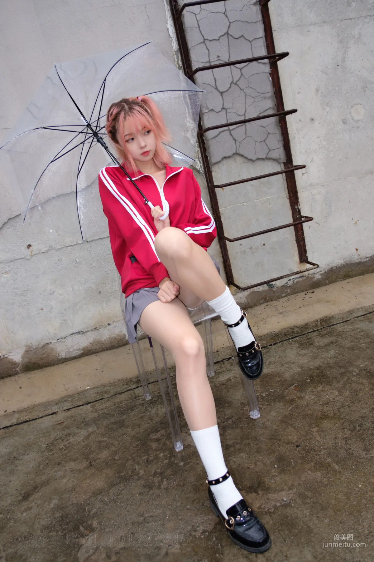 《红衣少女浴缸玩肉丝》 [森萝财团] X-044 写真集10