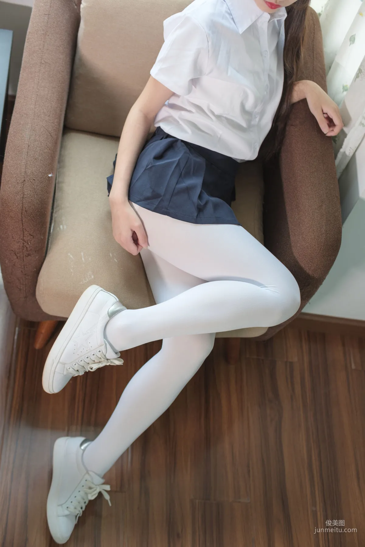 《JK白丝清纯小妹》 [森萝财团] X-034 写真集5