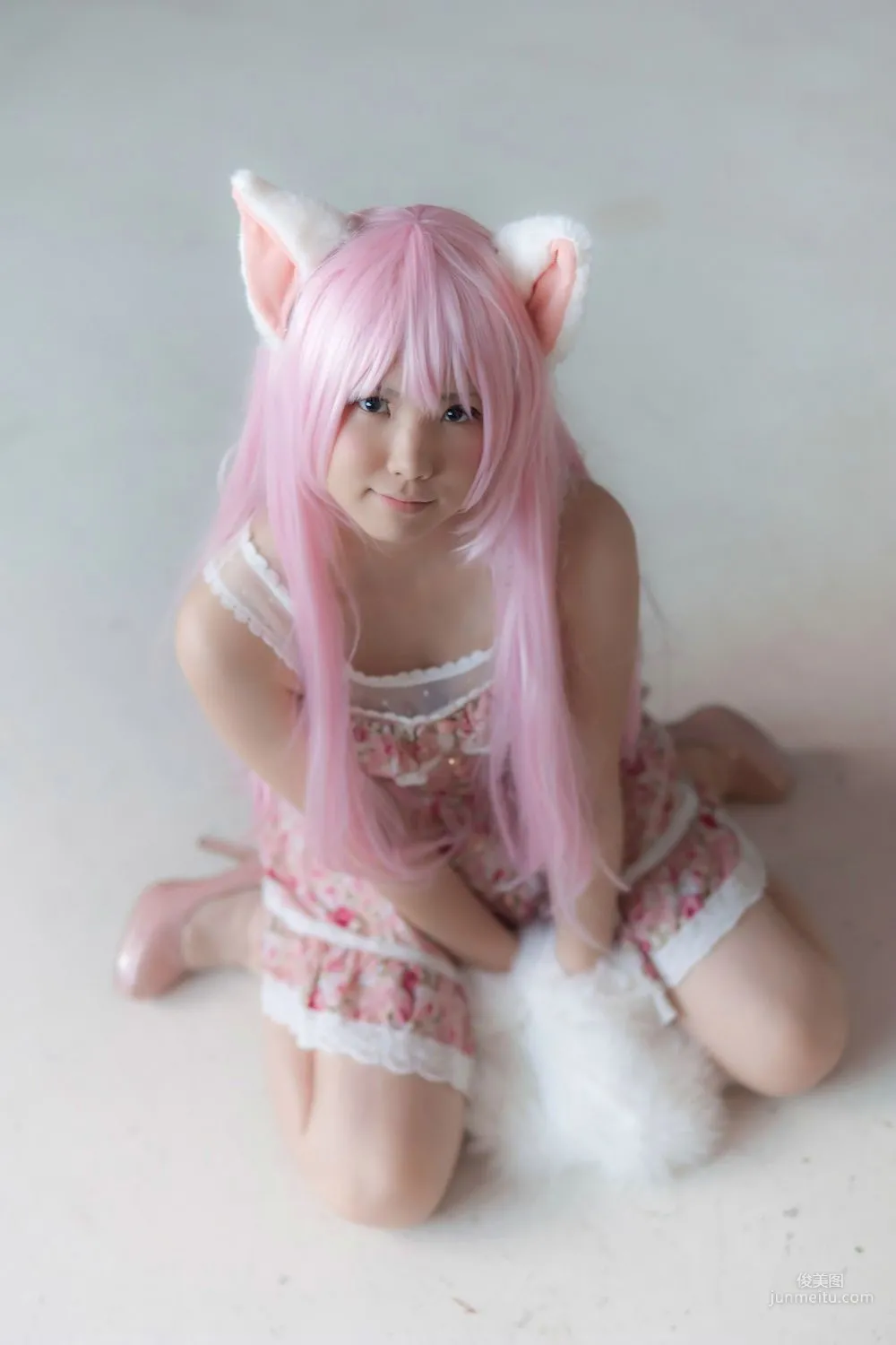 Enako(えなこ) [Enacat] Necomimi (ネコ耳)(White) 写真集21