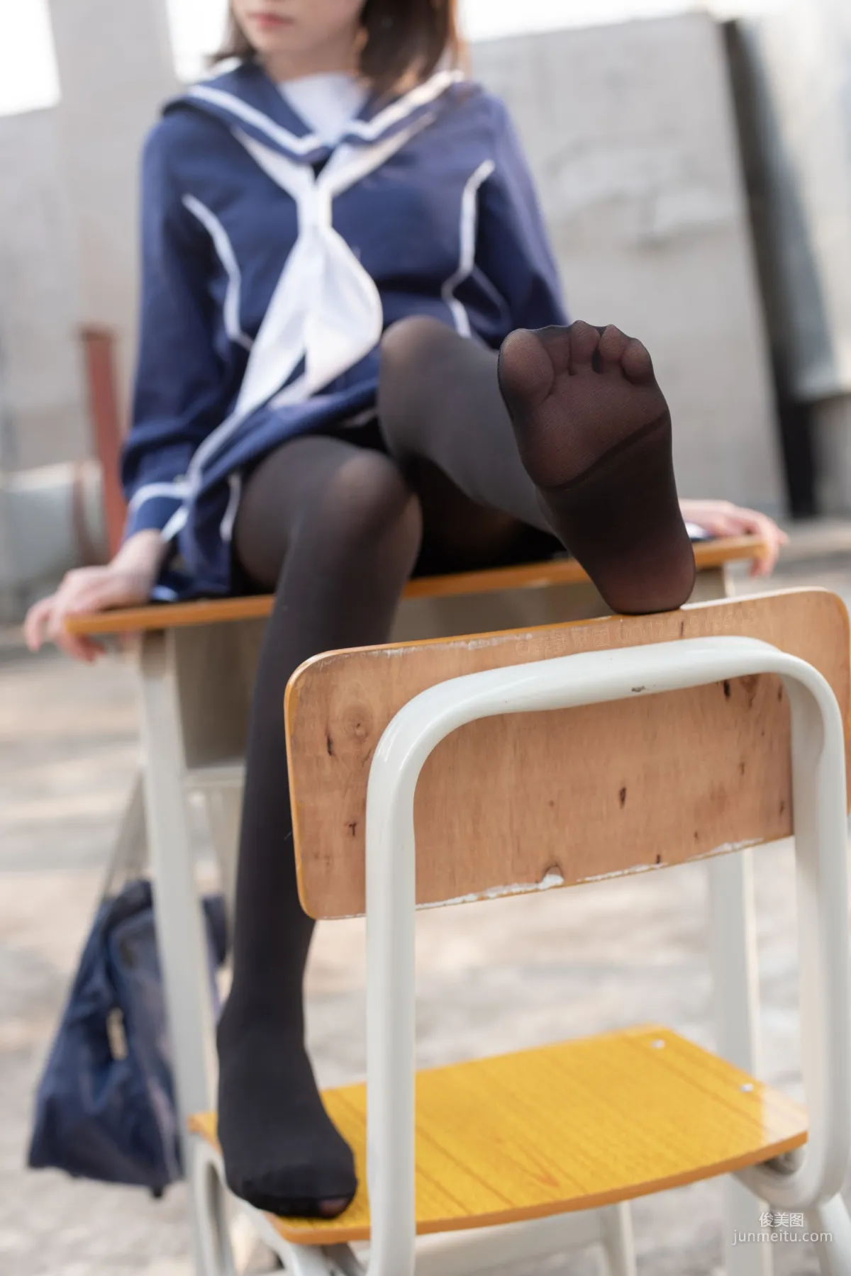 《天台黑絲水手服》 [森蘿财團] X-043 寫真集 28