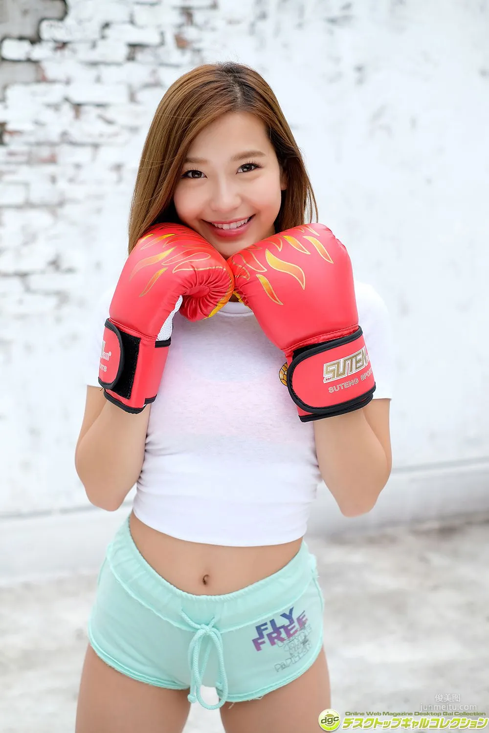 CoCo: DGC photo 3