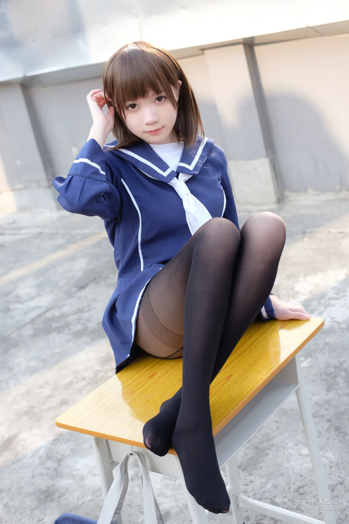 《天台黑絲水手服》 [森蘿财團] X-043 寫真集 43