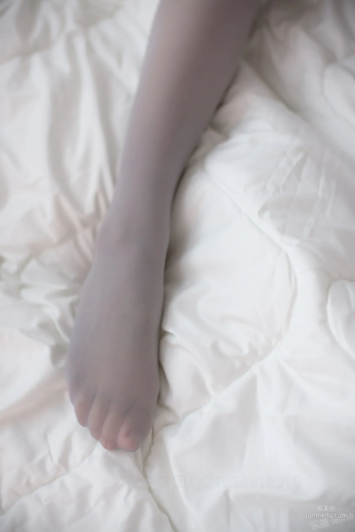 《开档丝袜少女》 [森萝财团] X-045 写真集50
