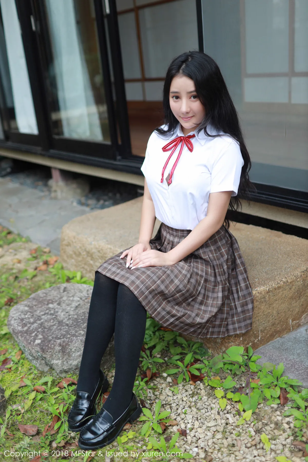 Manuela Ma Luna 'Japanese Schoolgirl Uniform Series' [MFStar] Vol.163 Photo Set photo 15