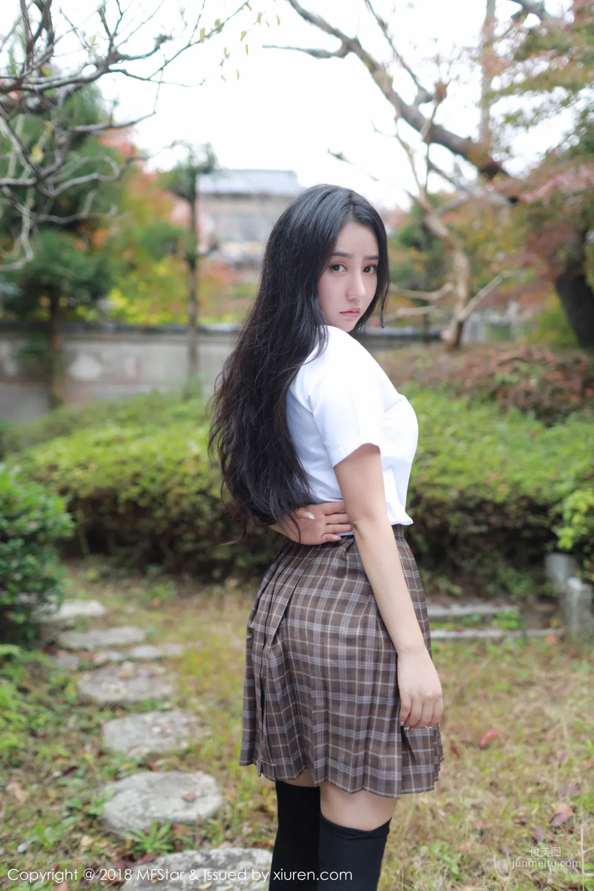 Manuela Ma Luna 'Japanese Schoolgirl Uniform Series' [MFStar] Vol.163 Photo Set photo 4