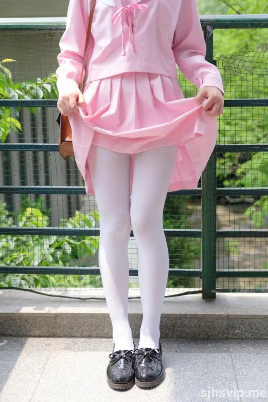 《JK粉色校服白丝》 [森萝财团] X-026 写真集8