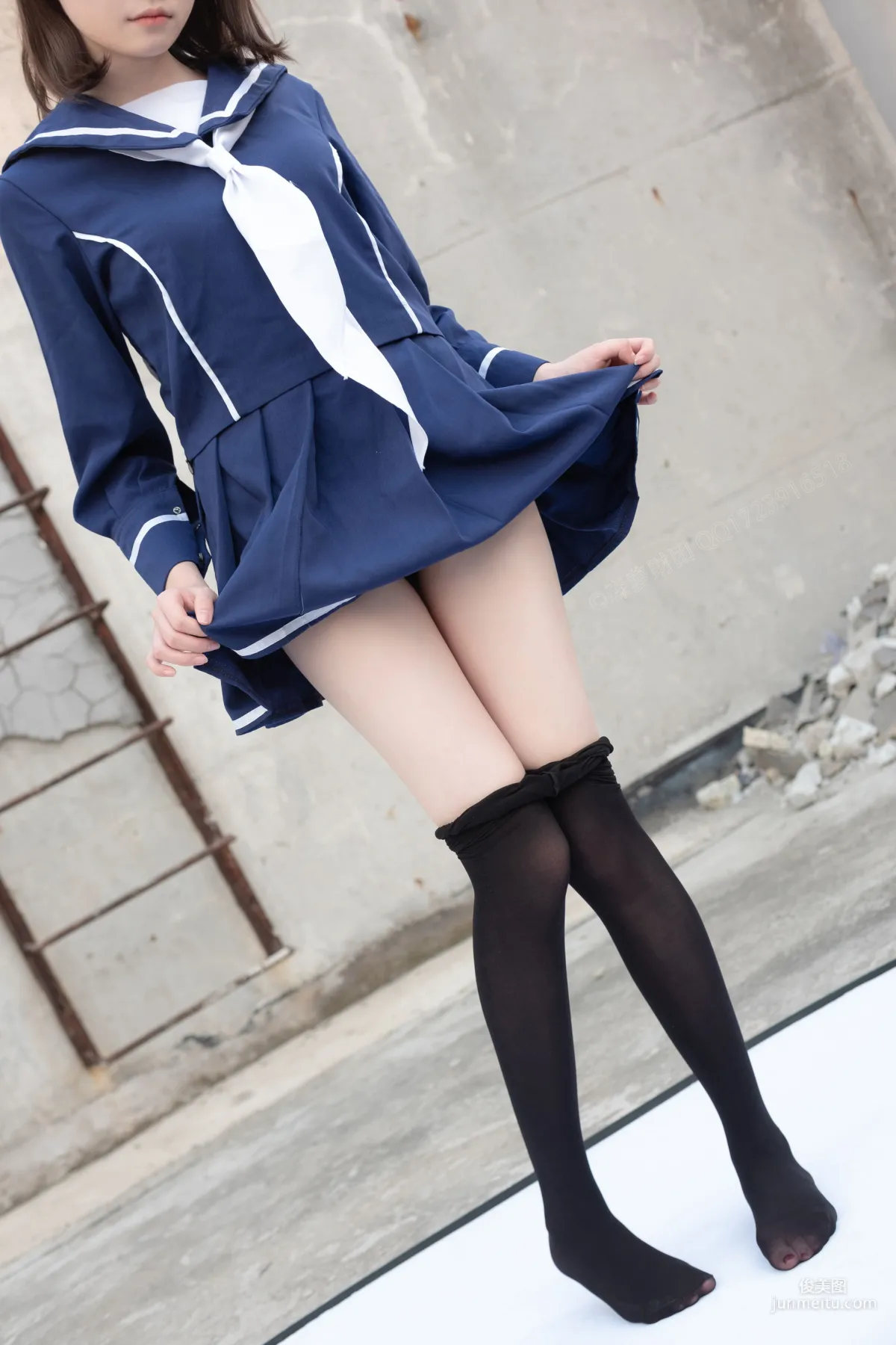 《天台黑絲水手服》 [森蘿财團] X-043 寫真集 96
