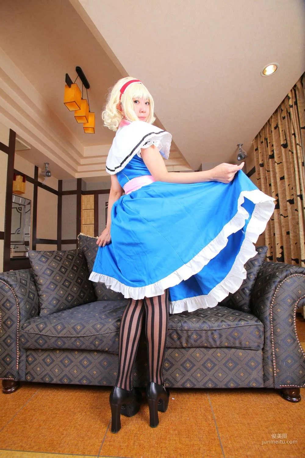 あやね 《Touhou Project》Alice Margatroid [Wolf Fang!!] 写真集3