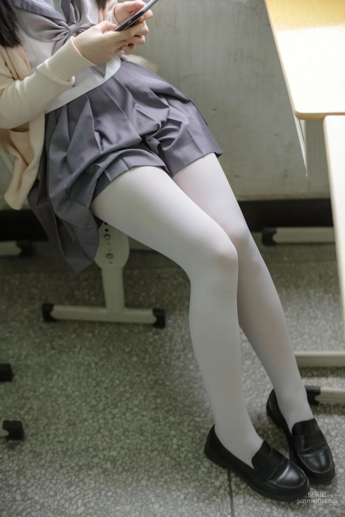 《JK校服白絲》 [森蘿财團] X-017 寫真集 2