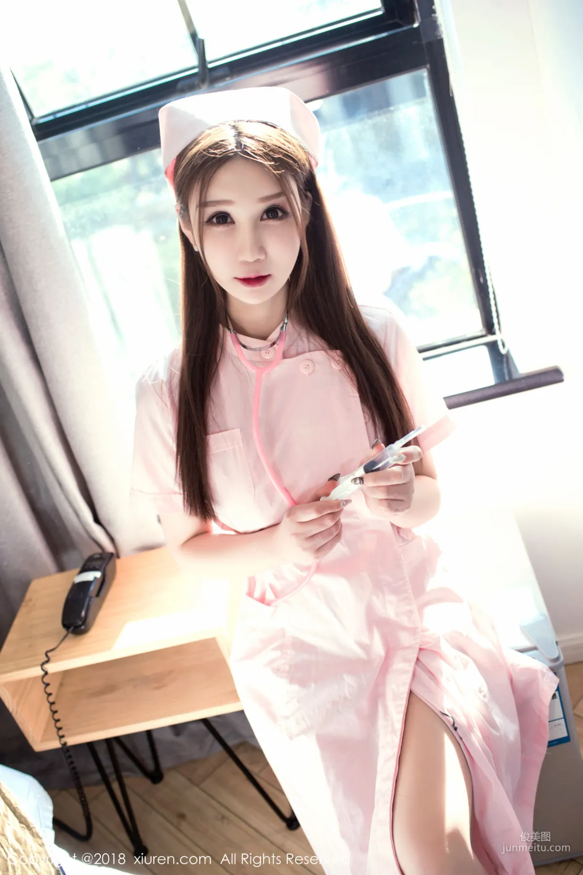 Li Mier "Pink Nurse Uniform and Black Lace Lingerie Stockings" [XiuRen] No.1245 Photo Set photo 33