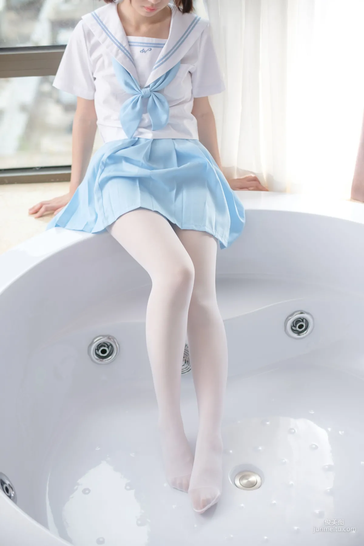 《JK浴缸戏水》 [森萝财团] X-032 写真集29