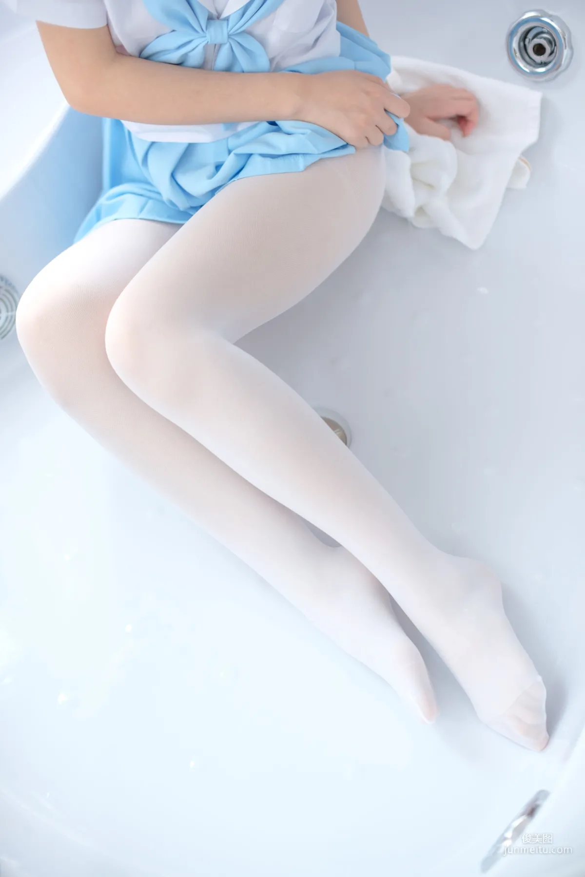 《JK浴缸戏水》 [森萝财团] X-032 写真集5