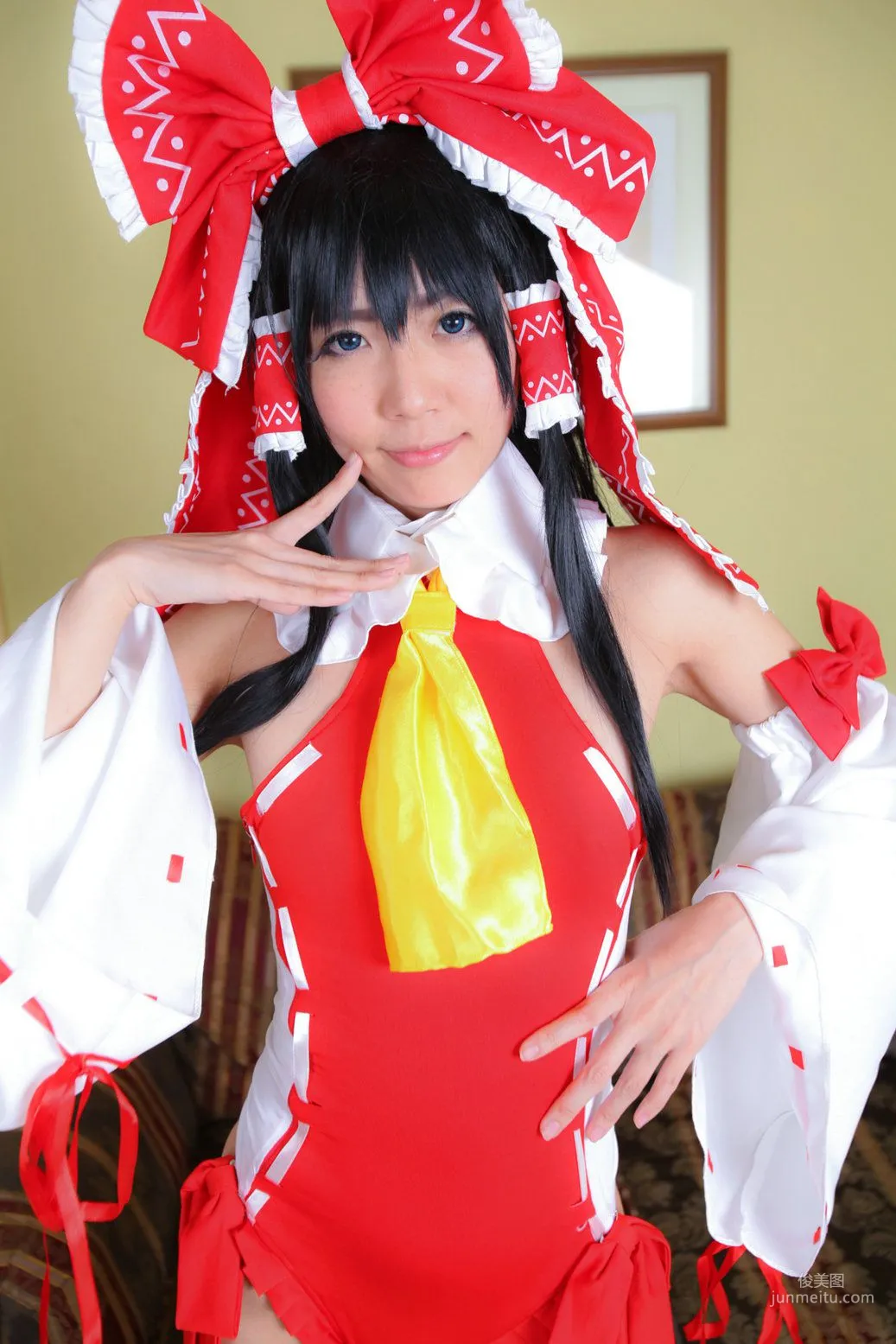 Ayane(あやね) 《東方Project》博麗霊夢 [Wolf Fang!!] 写真集35