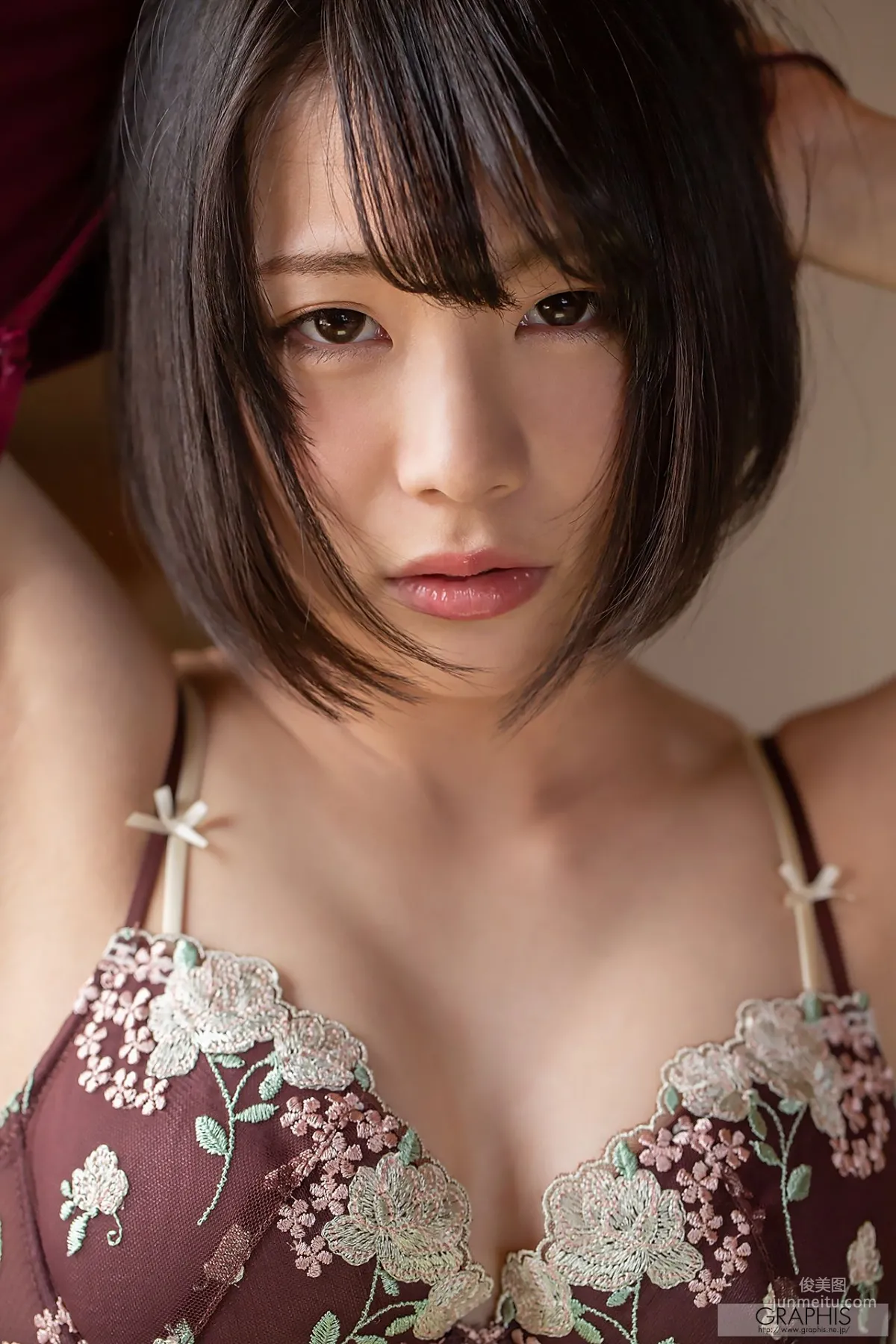 鈴村 あいり『 Days of Love 』 [Graphis] Summer Special 写真集74