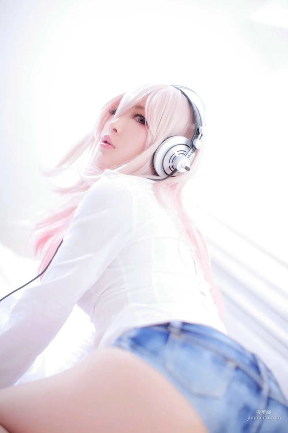 Usagi 《Sonicomi 》Super Sonico [Rabbit hutch] 寫真集 86