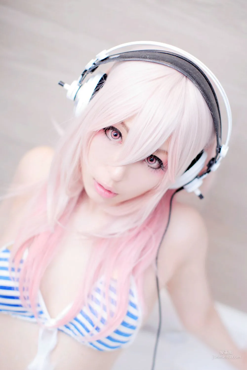 Usagi 《Sonicomi 》Super Sonico [Rabbit hutch] 寫真集 41