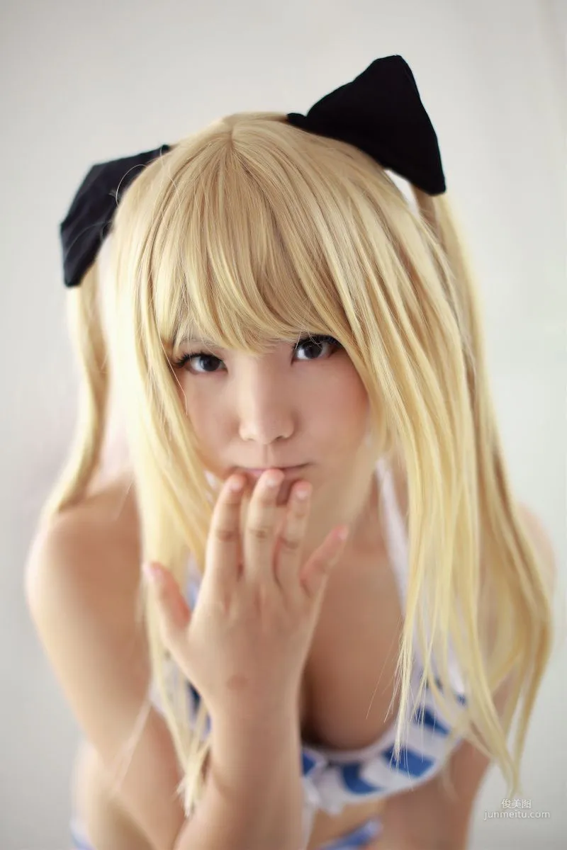 Enako(えなこ) 《To Love-Ru》Konjiki no Yami(金色の闇) 寫真集 57