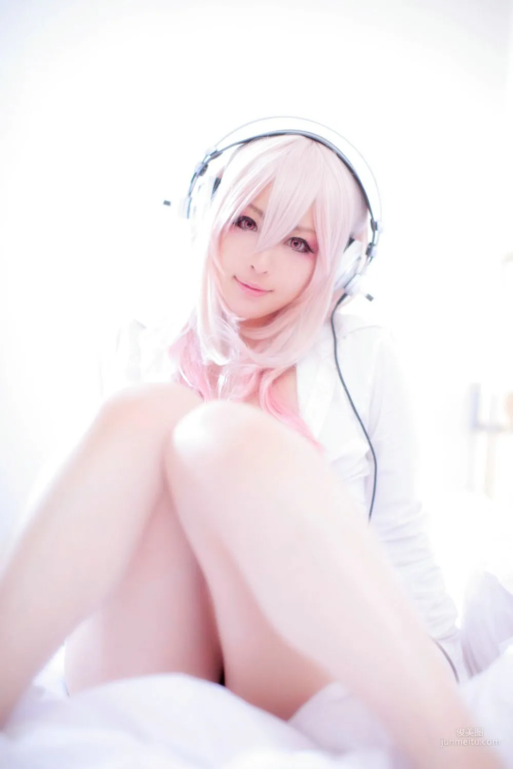 Usagi 《Sonicomi 》Super Sonico [Rabbit hutch] 寫真集 63