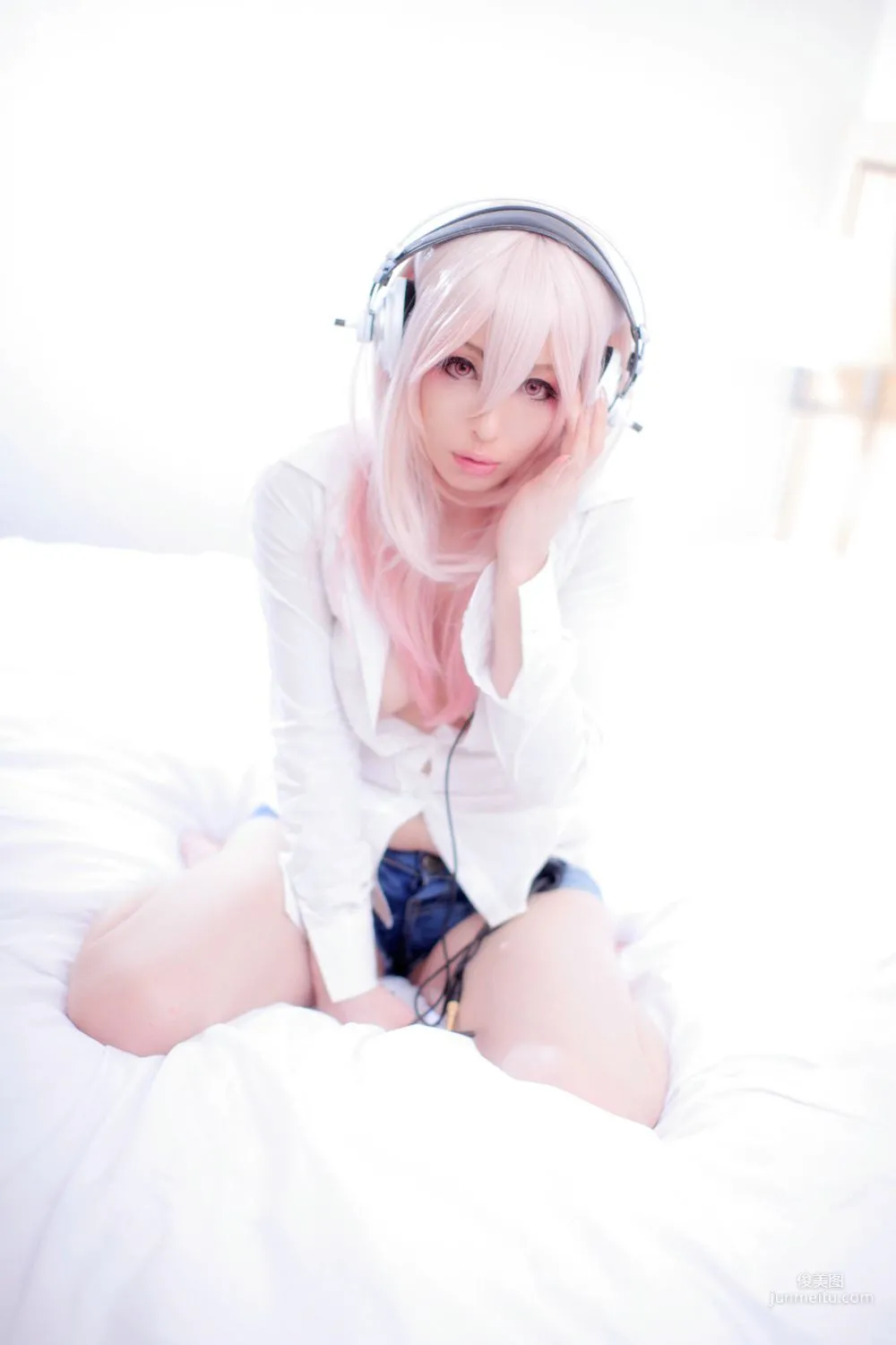 Usagi 《Sonicomi 》Super Sonico [Rabbit hutch] 寫真集 81