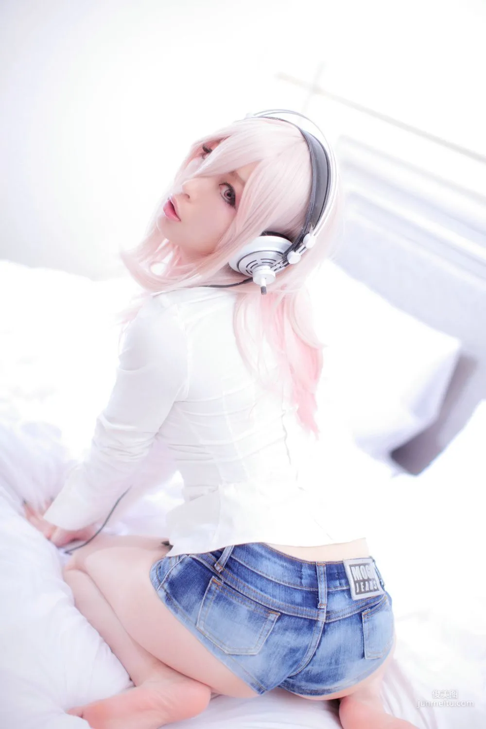 Usagi 《Sonicomi 》Super Sonico [Rabbit hutch] 寫真集 88