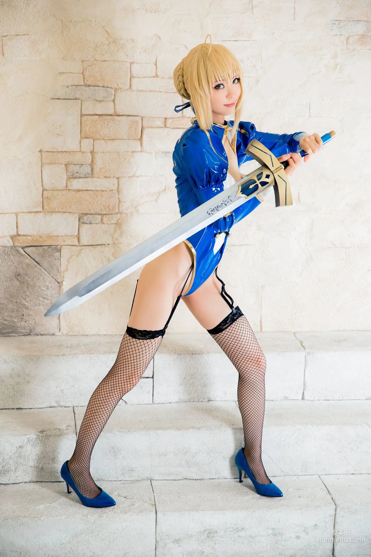Mike(ミケ) 《Fate stay night》Saber [Mikehouse] 寫真集 37