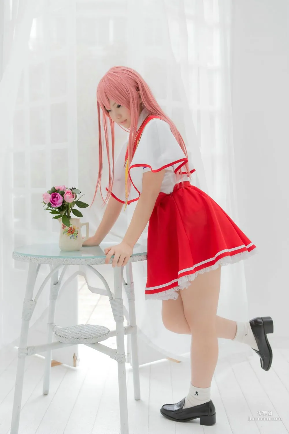 Enako(えなこ) 《穢翼的尤斯蒂娅》 Eris Floralia 艾麗絲 寫真集 2