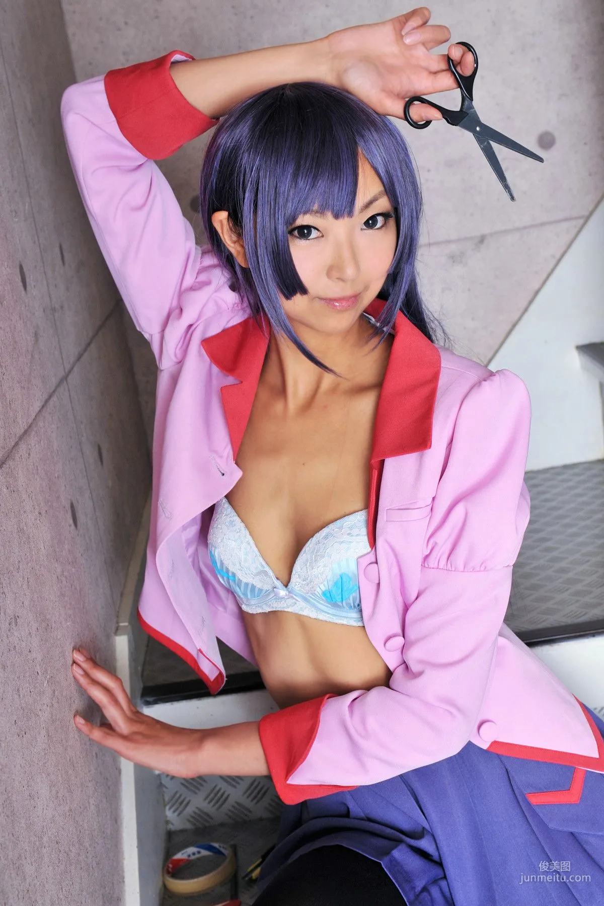 Necoco(ねここ) 《バケモノガタリ》Senjougahara Hitagi & Kanbaru Suruga 寫真集 16