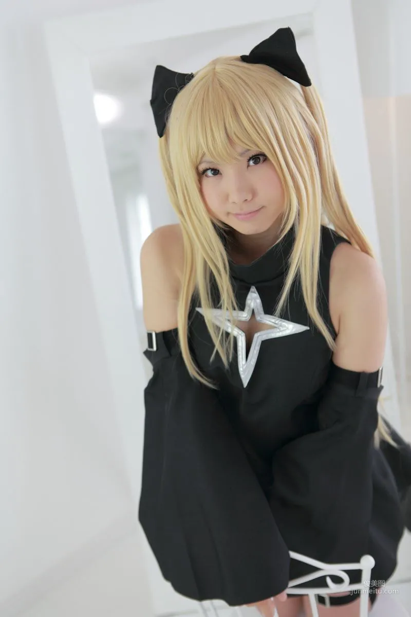 Enako(えなこ) 《To Love-Ru》Konjiki no Yami(金色の闇) 寫真集 5