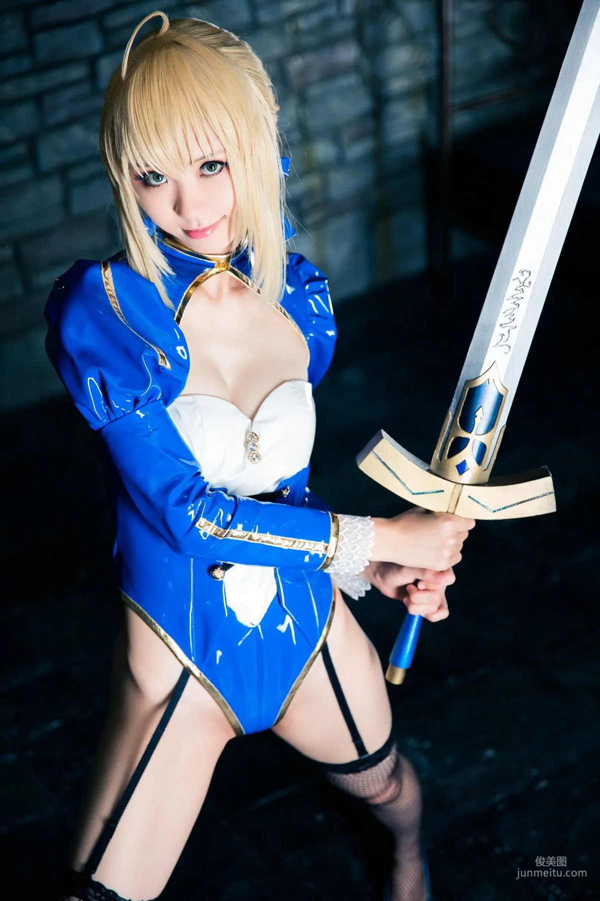 Mike(ミケ) 《Fate stay night》Saber [Mikehouse] 寫真集 24