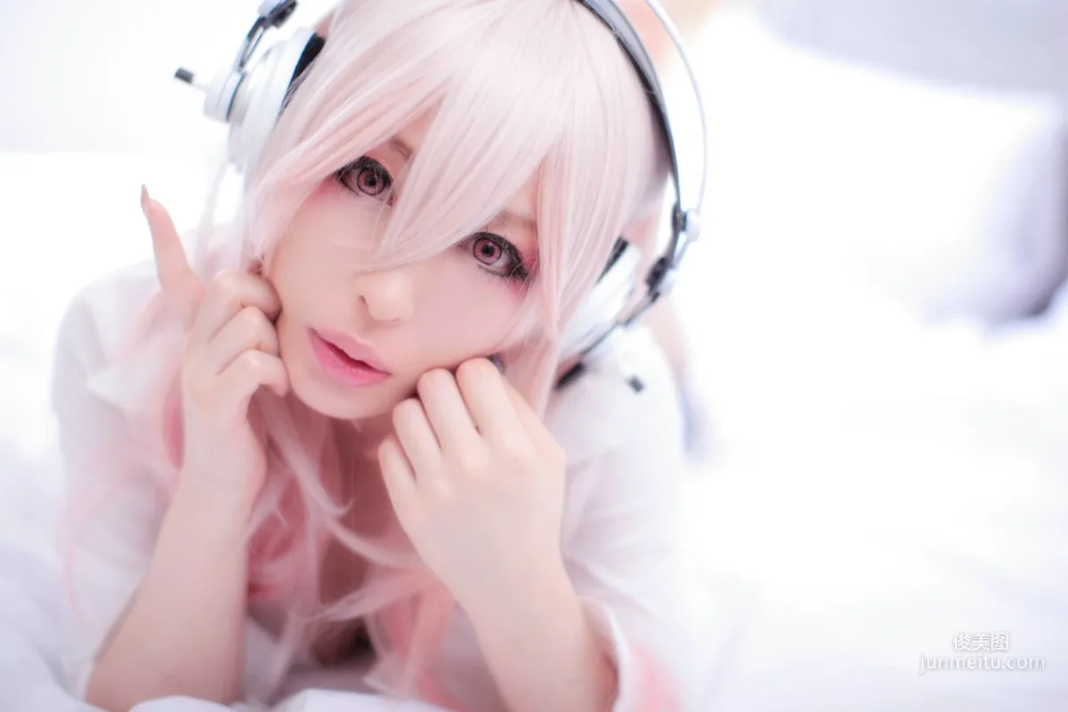 Usagi 《Sonicomi 》Super Sonico [Rabbit hutch] 寫真集 77