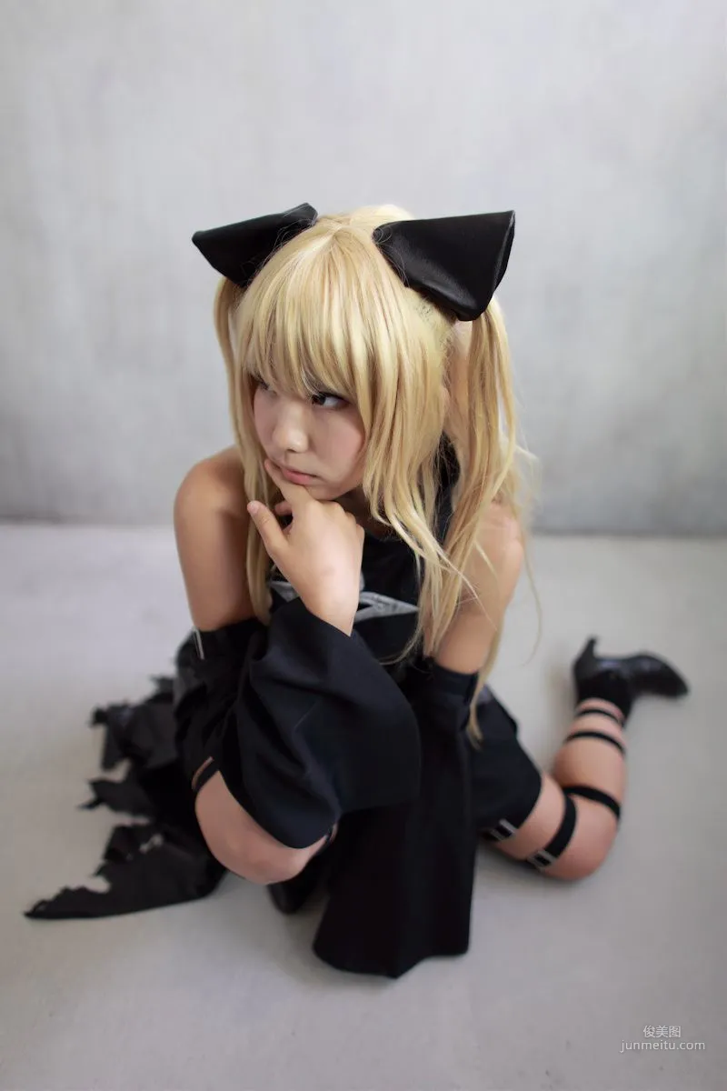 Enako(えなこ) 《To Love-Ru》Konjiki no Yami(金色の闇) 寫真集 72