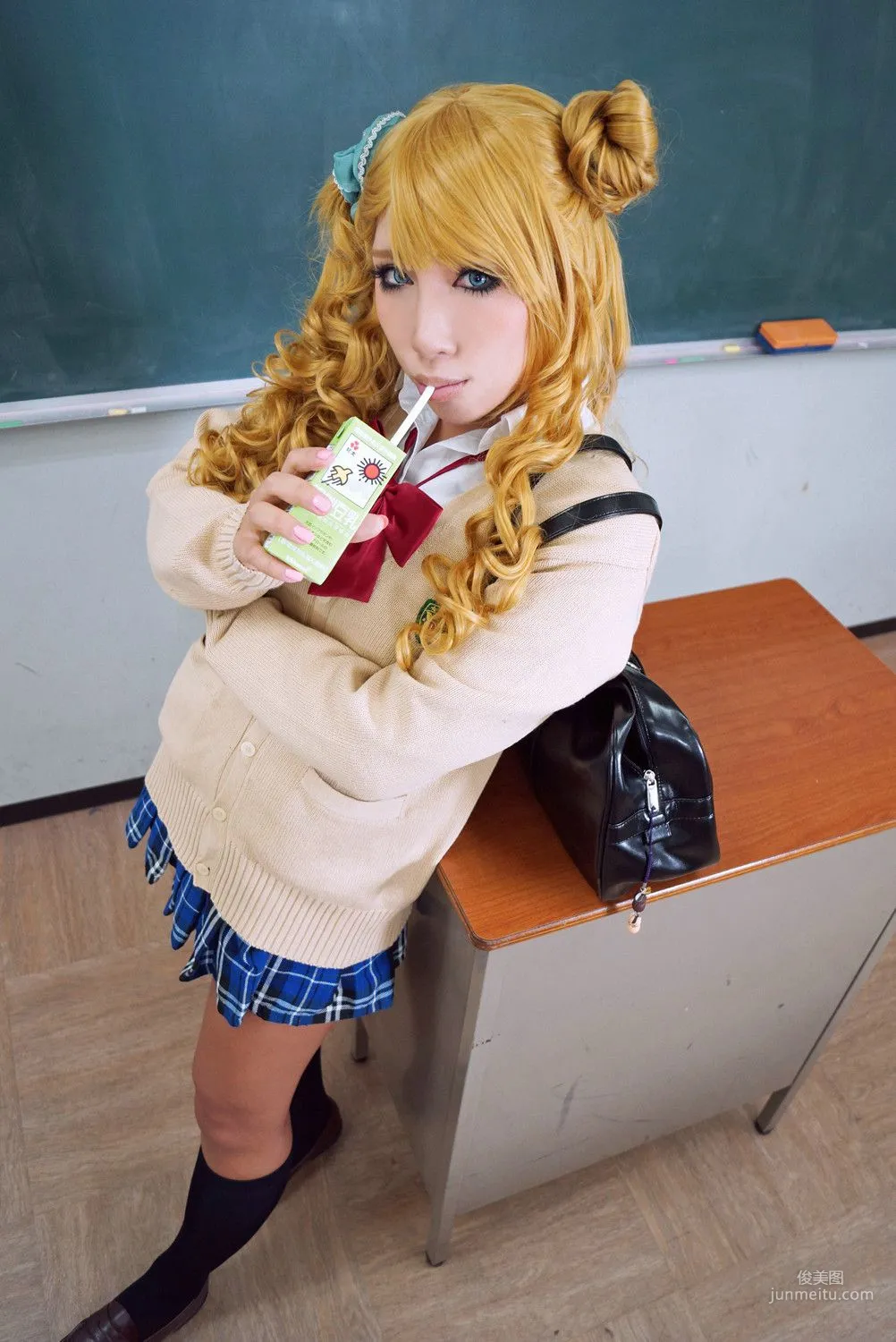 Non (Non SummerJack) 《Oshiete! Galko-chan》Galko 寫真集 35