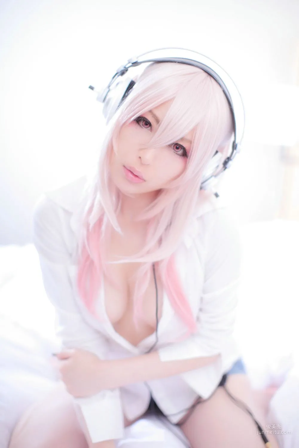 Usagi 《Sonicomi 》Super Sonico [Rabbit hutch] 寫真集 57