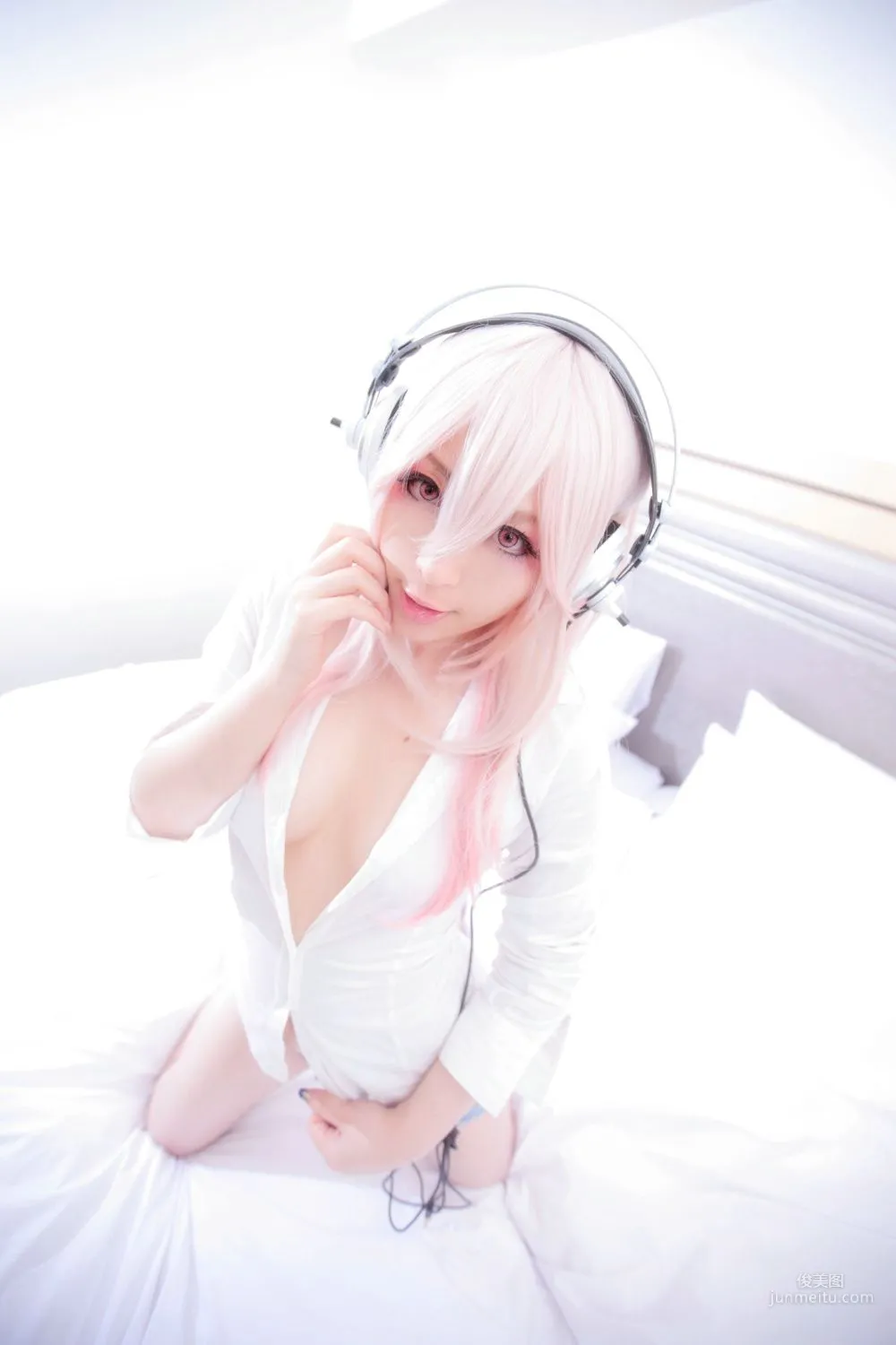 Usagi 《Sonicomi 》Super Sonico [Rabbit hutch] 寫真集 52