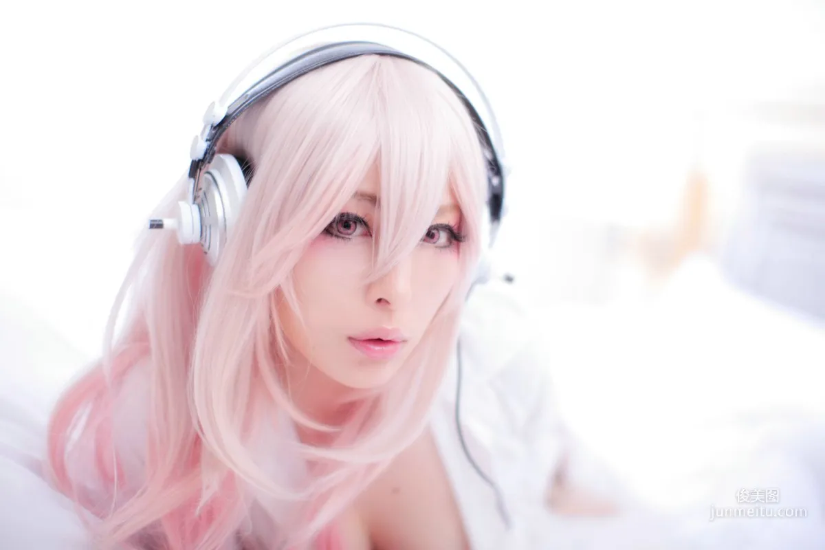 Usagi 《Sonicomi 》Super Sonico [Rabbit hutch] 寫真集 72